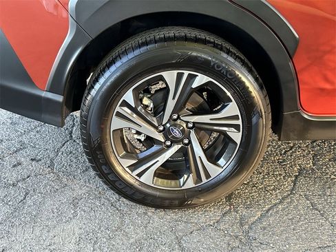 Used 2025 Subaru Crosstrek 2.0i Premium image 12