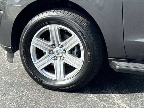 Used 2021 Ford Expedition Max XLT RWD image 5