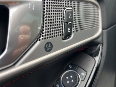 Certified 2023 Ford Explorer ST-Line w/ Class IV Trailer Tow Package image 8