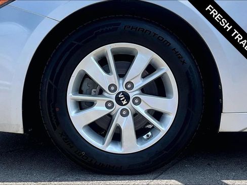 Used 2019 Kia Optima LX FWD image 32