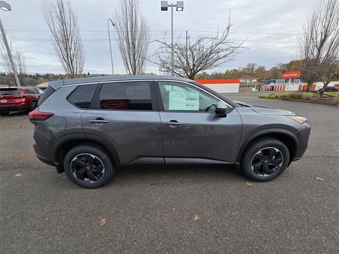 New 2026 Nissan Rogue SV image 4