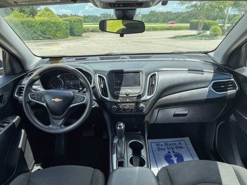 Used 2020 Chevrolet Equinox LT FWD image 16