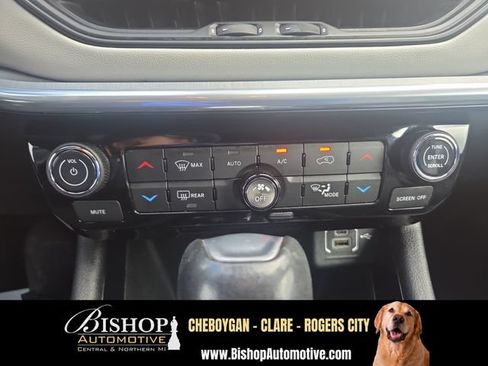 Used 2024 Jeep Compass Limited AWD/4WD image 23