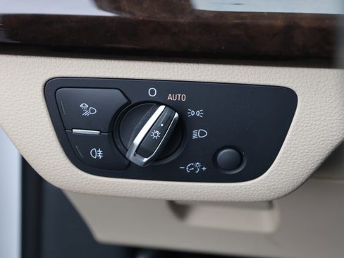 Used 2018 Audi Q5 2.0T Premium Plus w/ Premium Plus Package image 15