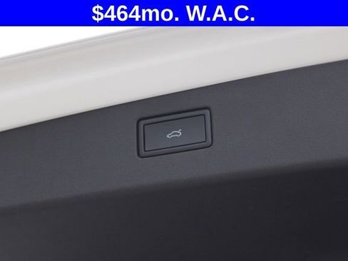 Used 2025 Volkswagen Tiguan SE AWD/4WD image 11