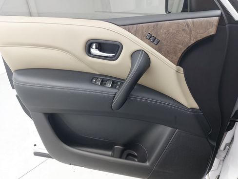 Used 2023 INFINITI QX80 Premium Select w/ Cargo Package RWD image 31