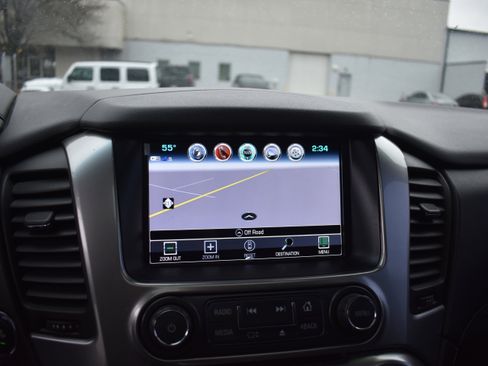 Used 2019 Chevrolet Tahoe LT image 19