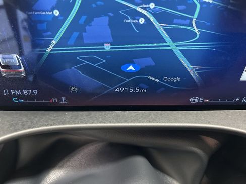 Used 2025 Lincoln Aviator Reserve w/ Equipment Group 201A image 17