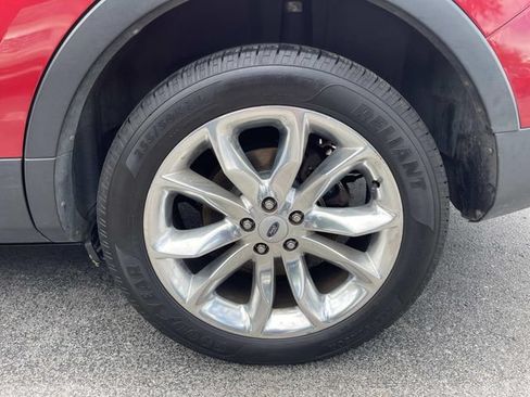 Used 2012 Ford Explorer XLT FWD image 12