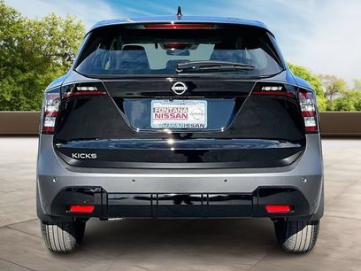 New 2026 Nissan Kicks S