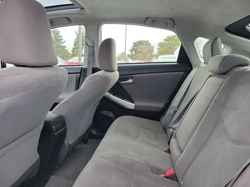 Used 2015 Toyota Prius Three image 11