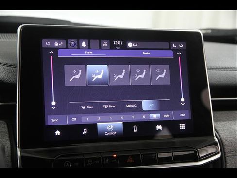 Used 2023 Jeep Compass Latitude w/ Convenience Group AWD/4WD image 11