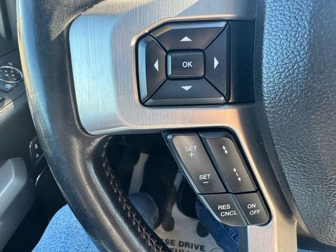 Used 2019 Ford F250 Platinum w/ Platinum Ultimate Package image 16