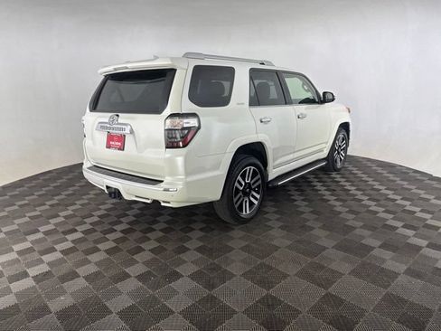 Used 2022 Toyota 4Runner Limited AWD/4WD image 5