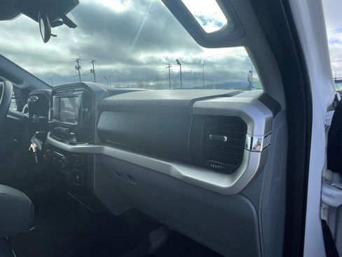 Used 2021 Ford F150 XLT image 24