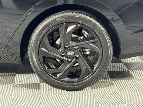 New 2026 Hyundai Kona SEL Premium image 9