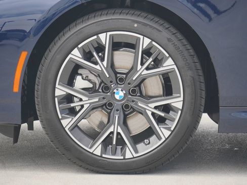 Used 2026 BMW 228i w/ Technology Package FWD image 5