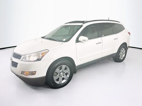 Used 2012 Chevrolet Traverse LT FWD image 4