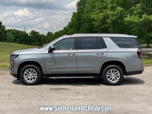 Used 2025 Chevrolet Tahoe LT AWD/4WD image 4