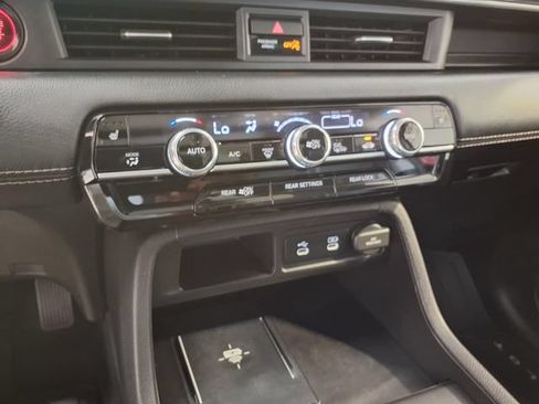 Used 2026 Honda Pilot Touring image 14