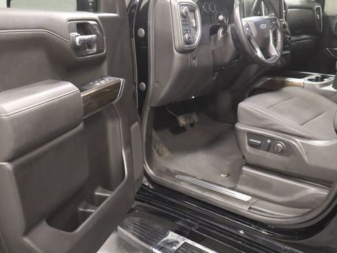 Used 2022 Chevrolet Silverado 1500 RST w/ Z71 Off-Road Package AWD/4WD image 11