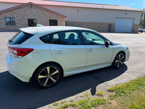 Used 2018 Subaru Impreza 2.0i Sport AWD/4WD image 4