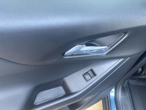 New 2026 Chevrolet Equinox LT w/ Safety and Technology Package FWD image 38