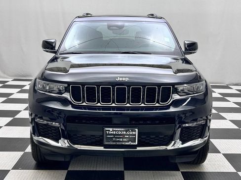 Used 2023 Jeep Grand Cherokee L Limited AWD/4WD image 3