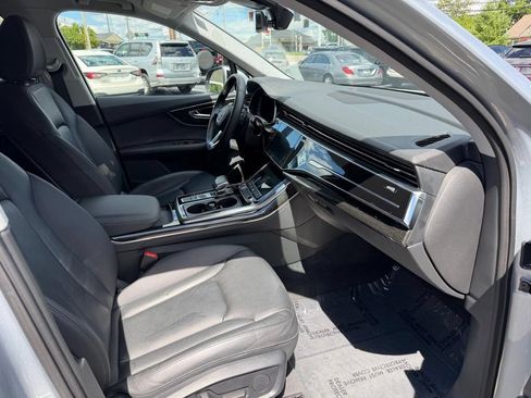 Used 2023 Audi Q7 3.0T Premium Plus w/ Premium Plus Package AWD/4WD image 27