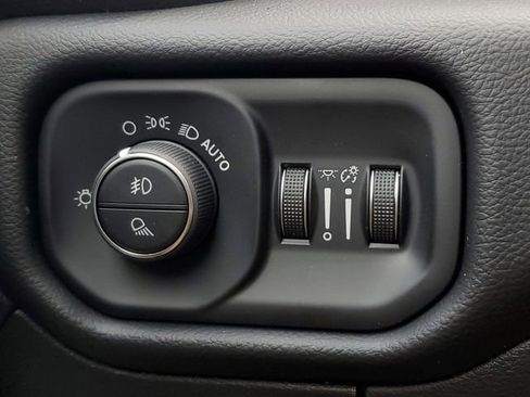 New 2026 RAM 1500 Laramie w/ Night Edition AWD/4WD image 36