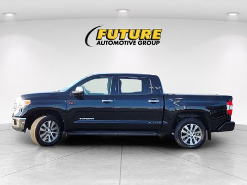 Used 2017 Toyota Tundra Limited w/ Limited Premium Package RWD image 8