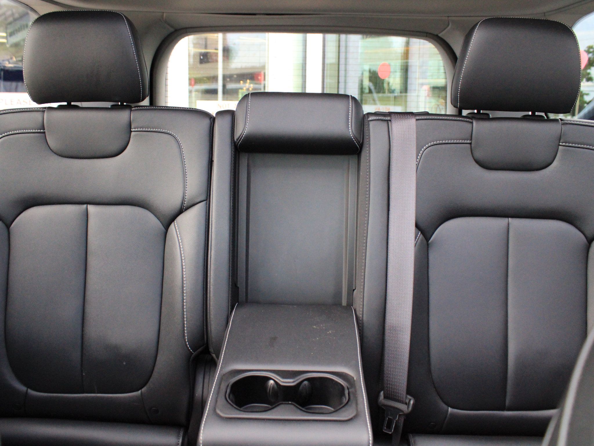 Used 2023 Jeep Grand Cherokee 4WD 4xe image 32
