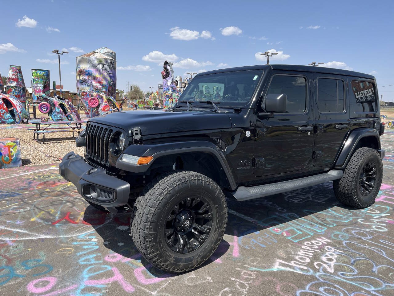 Used 2019 Jeep Wrangler Unlimited Sahara AWD/4WD image 13