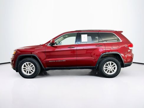 Used 2019 Jeep Grand Cherokee Laredo image 4