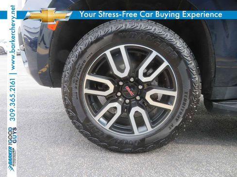 Used 2023 GMC Yukon AT4 image 12