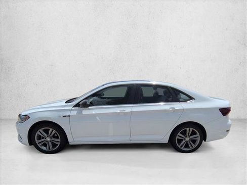 Used 2020 Volkswagen Jetta R-Line w/ R-Line Cold Weather Package FWD image 9