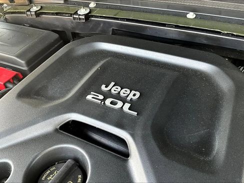Used 2021 Jeep Wrangler Unlimited Sport AWD/4WD image 33
