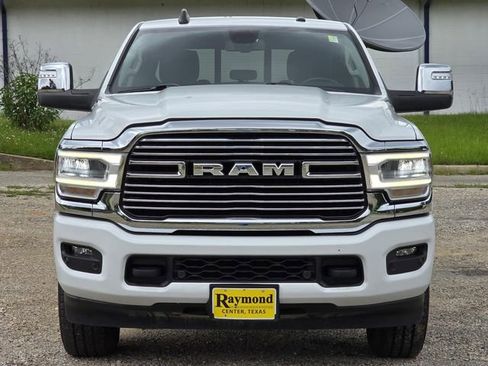 Used 2024 RAM 2500 Laramie AWD/4WD image 2