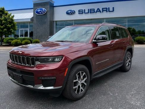 Used 2024 Jeep Grand Cherokee L Limited w/ Trailer Tow Package AWD/4WD image 1