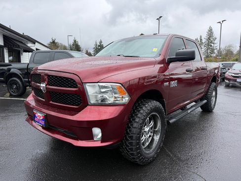 Used 2016 RAM 1500 Express w/ Popular Equipment Group image 4