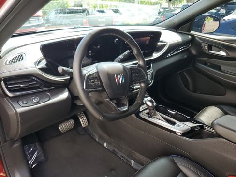 Certified 2024 Buick Envista Sport Touring w/ Convenience I Package FWD image 22