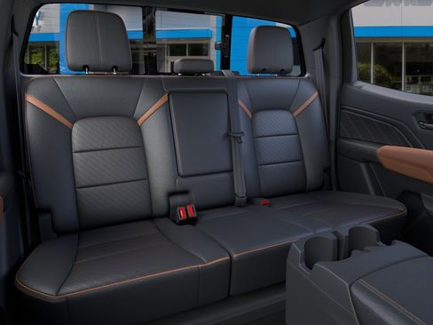 New 2026 GMC Canyon AT4 w/ AT4 Premium Package AWD/4WD image 17