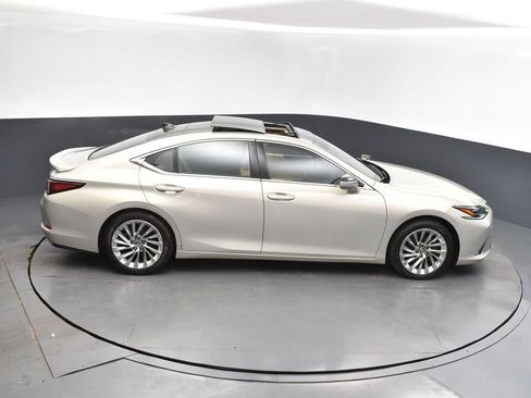 Used 2022 Lexus ES 350 Ultra Luxury FWD image 37