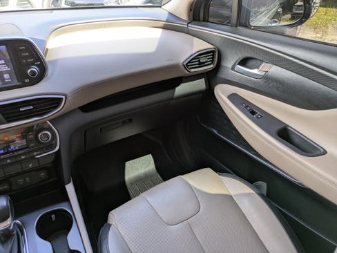 Used 2019 Hyundai Santa Fe Limited w/ Cargo Package image 15