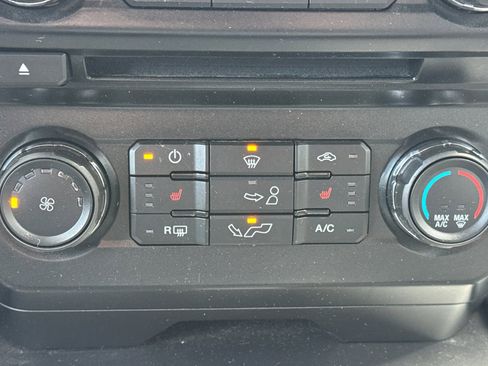 Used 2016 Ford F150 XLT w/ Equipment Group 302A Luxury image 19