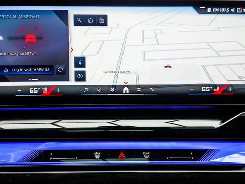 Used 2025 BMW i5 M60 w/ Premium Package image 19