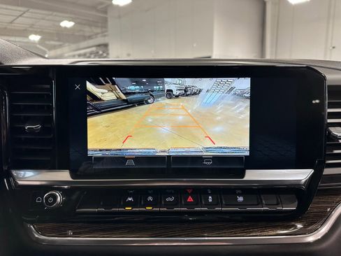 Used 2025 GMC Sierra 1500 Elevation image 28