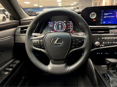 Certified 2023 Lexus ES 350 w/ Premium Package FWD image 31
