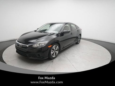 Used 2018 Honda Civic EX-T image 1