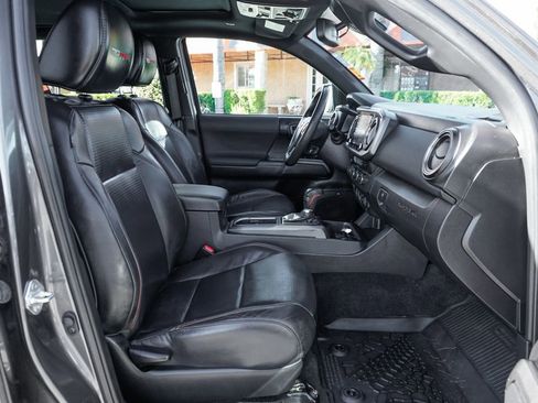 Used 2021 Toyota Tacoma TRD Pro image 40
